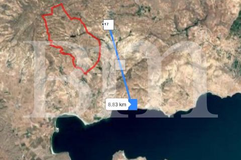  bm'den van erçişte 53.000m2 yol kenarı düz tarla