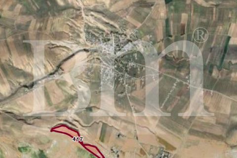  bm'den van erçişte 53.000m2 yol kenarı düz tarla