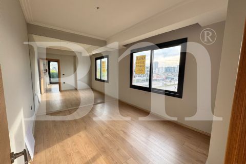 bm''den 2.çevreyolun'da 1+1 ofis-büro-muayenehane uygun