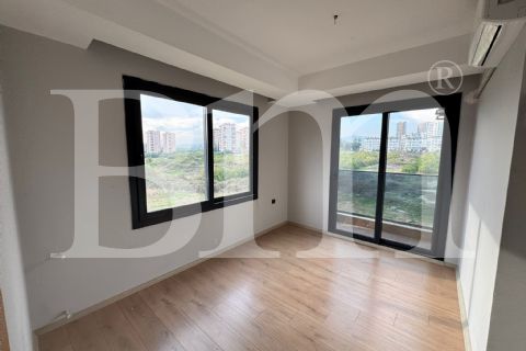 BM''DEN 2.ÇEVREYOLUN'DA 1+1 OFİS-BÜRO-MUAYENEHANE UYGUN