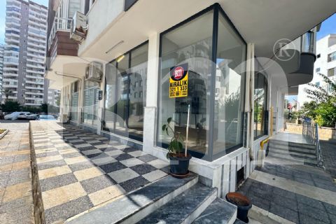 bm''den adnan menderes civ. sahile yakın köşe dükkan 35m2