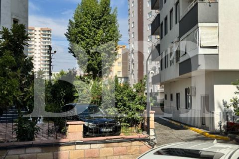 bm''den adnan menderes civ. sahile yakın köşe dükkan 35m2