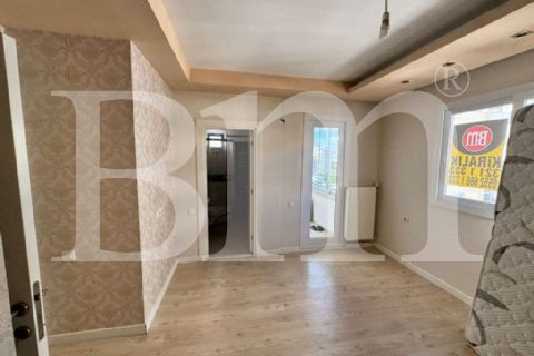 bm'den aydınlıkevler'de doğalgaz kombili 3+1 daire