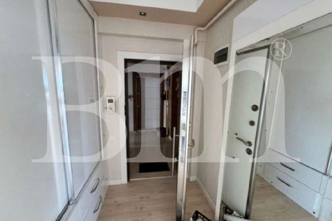 bm'den aydınlıkevler'de doğalgaz kombili 3+1 daire