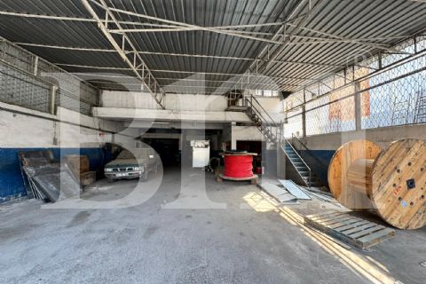 bm'den mersin büyük sanayide 466m2 yüksek tavanlı dükkan