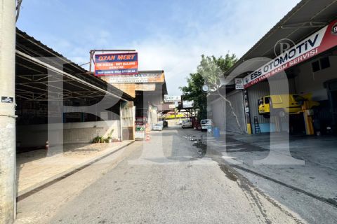 bm'den mersin büyük sanayide 466m2 yüksek tavanlı dükkan