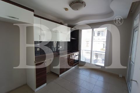 bm''den mezitli deniz manzaralı 2+1 90m2 daire