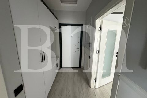 bm'den mezitli kuyuluk civ.havuzlu sitede 1+1 full eşyalı daire