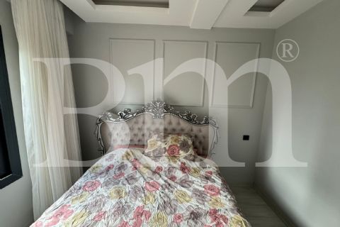 bm'den mezitli kuyuluk civ.havuzlu sitede 1+1 full eşyalı daire