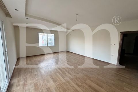 bm'den mezitli mendereste gmk'ya yakın 4+1 200m2 daire