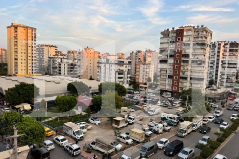 bm'den mezitli mendereste gmk'ya yakın 4+1 200m2 daire