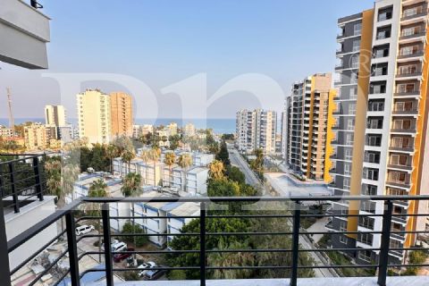 bm'den tecede deniz manzaralı ultralüks eşyalı doğalgazlı daire