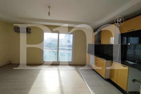 bm''den üniversite caddesin'de 2+1 teraslı geniş daire