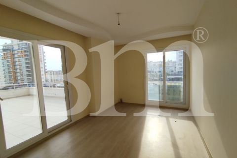 bm''den üniversite caddesin'de 2+1 teraslı geniş daire