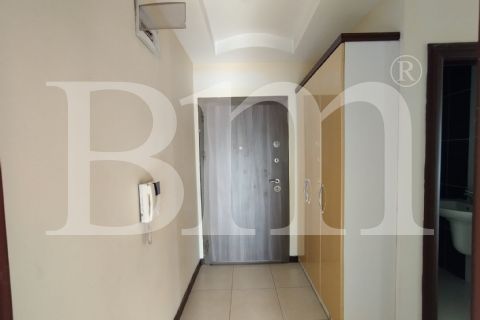 bm''den üniversite caddesin'de 2+1 teraslı geniş daire