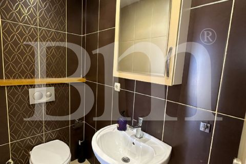 bm'den üniversite caddesin'de 2+1full eşyalı havuzlu daire