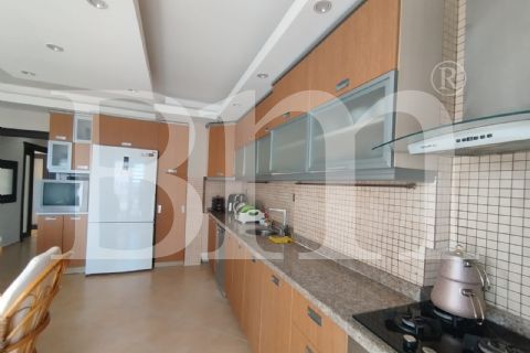 bm''den viranşehir'de deniz manzaralı 3+1 doğalgazlı daire