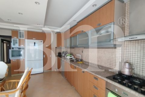 bm''den viranşehir'de deniz manzaralı 3+1 doğalgazlı daire