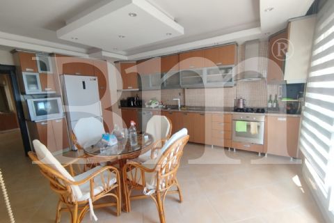 bm''den viranşehir'de deniz manzaralı 3+1 doğalgazlı daire