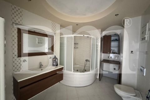 bm''den yenişehir'de site içi 4+1 240m2 havuzlu kombili daire
