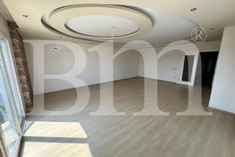 bm''den yenişehir'de site içi 4+1 240m2 havuzlu kombili daire
